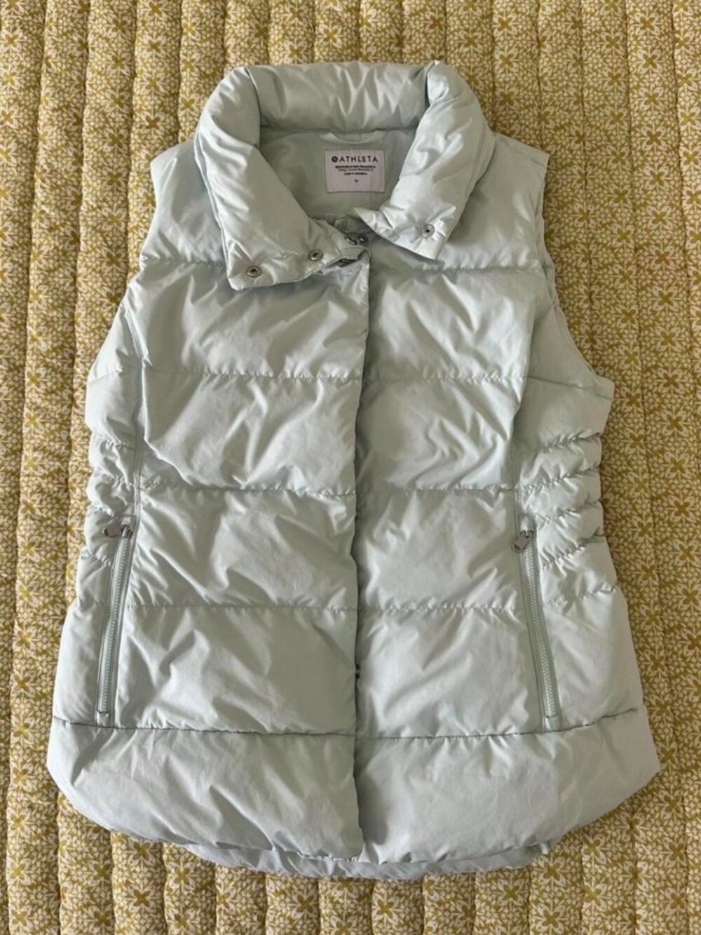 ATHLETA Glacier Green Downtown Full Zip Insulated Puffer Vest Women's M